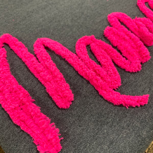 Mama - Chenille Yarn Embroidery